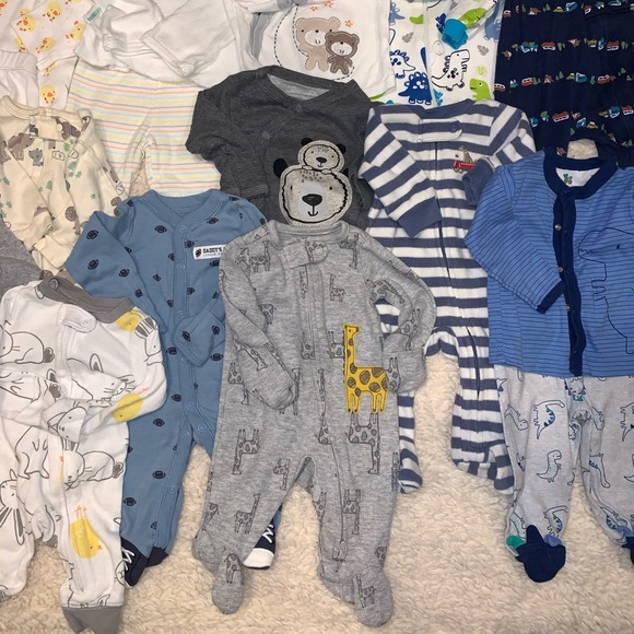Newborn onesie & outfit lot! Cheap! Make me an offer!!!! Way more than pictured! - Picture 6 of 7